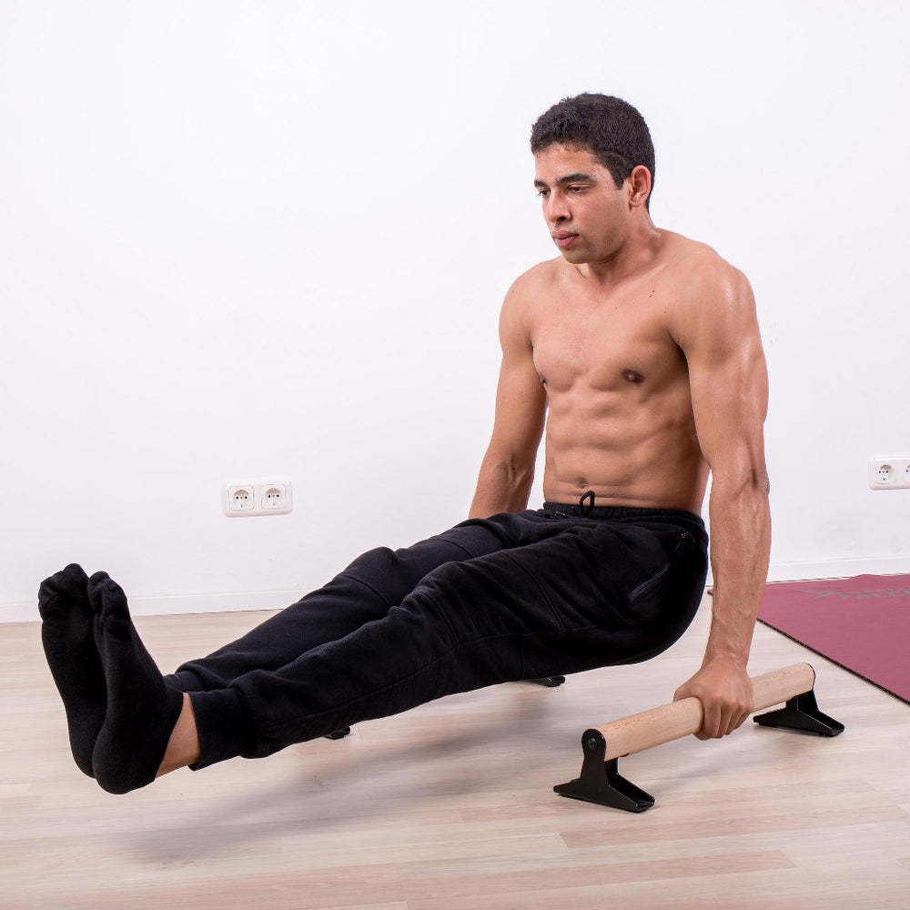 Holz-Parallettes mit ergonomischem Holzgriff – niedrig | Pullup & Dip®